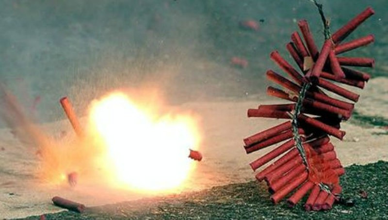 Các loại pháo vẫn nổ râm ran trong đêm Giao thừa và những ngày Tết (ảnh internet) Các loại pháo vẫn nổ râm ran trong đêm Giao thừa và những ngày Tết (ảnh internet)