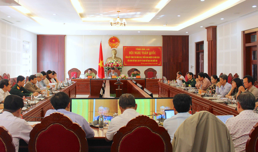 Quang cảnh hội nghị tại đầu cầu tỉnh Gia Lai. Ảnh: Hồng Thi