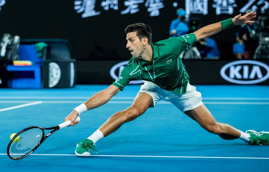 Djokovic thẳng tiến vòng 2 Australian Open 2020. (Nguồn: Getty Images) Djokovic thẳng tiến vòng 2 Australian Open 2020. (Nguồn: Getty Images)