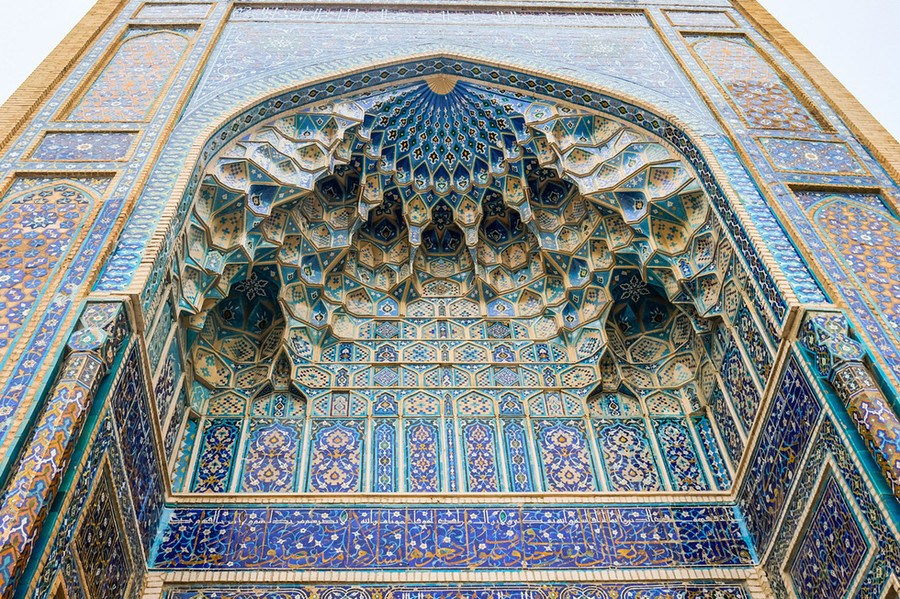 Công trình kiến trúc đặc trưng Hồi giáo ở Samarkand - Ảnh: HỒNG NGỌC