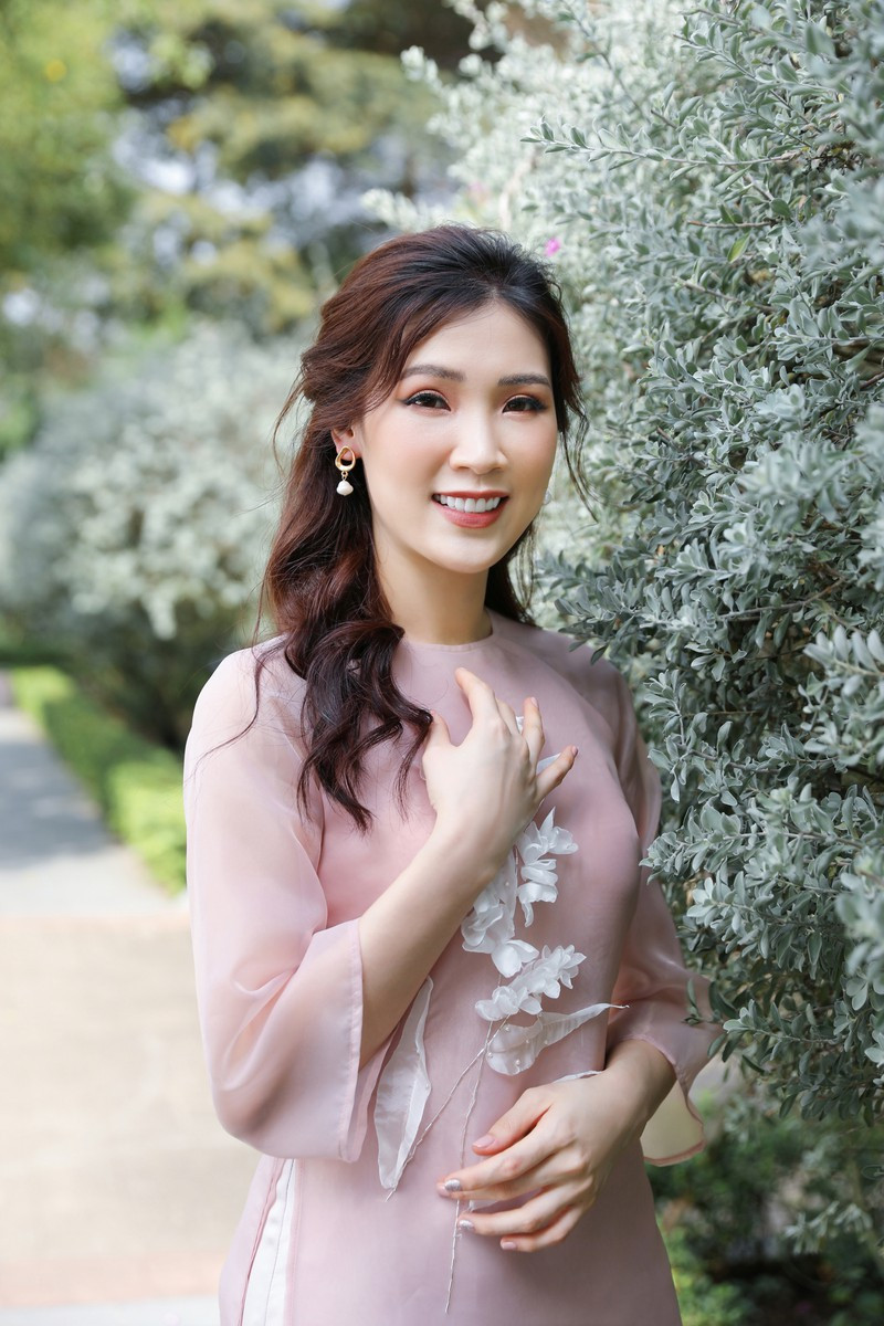 Cô trở thành người năng động và dám thể hiện cá tính của mình nhiều hơn.