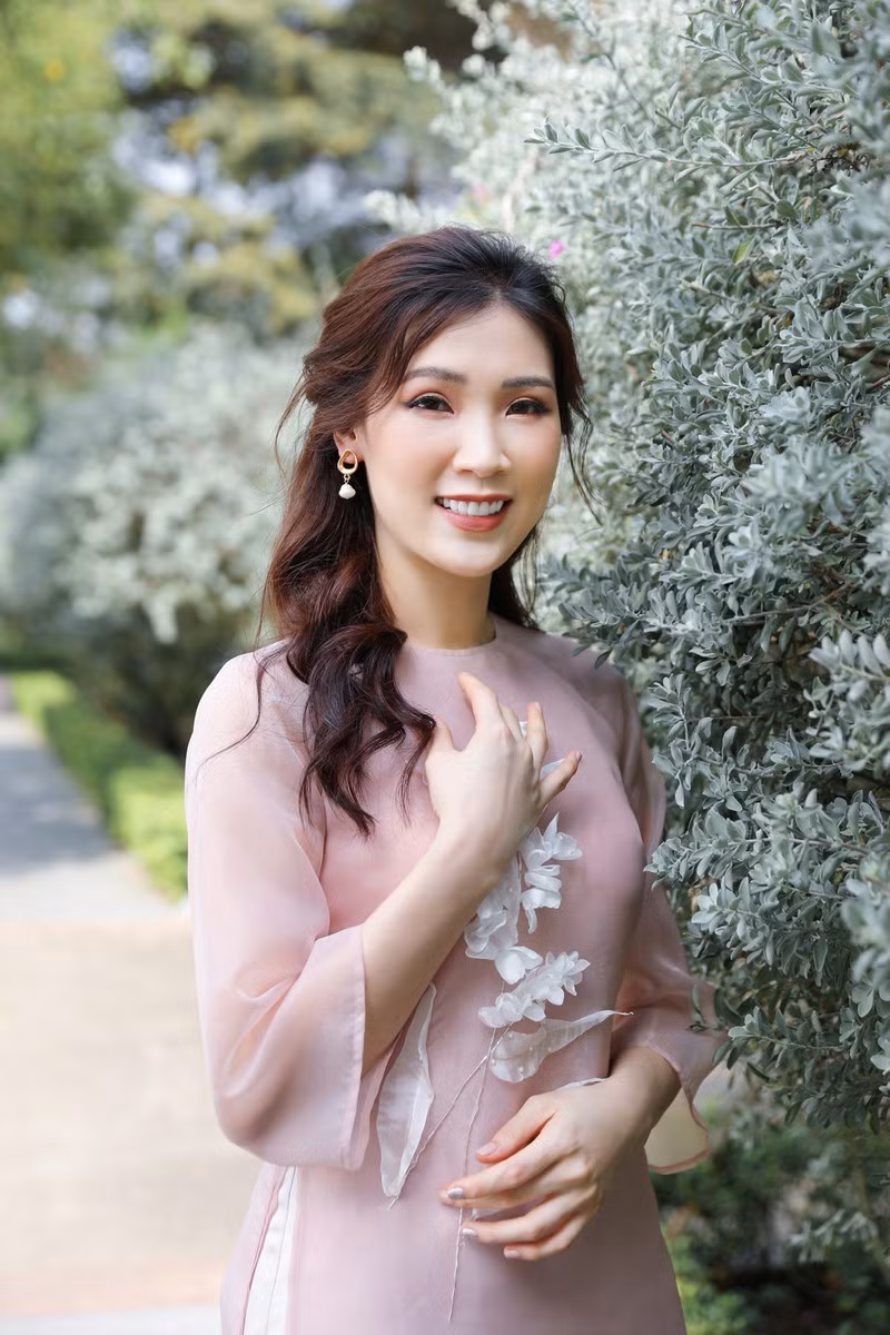 Cô trở thành người năng động và dám thể hiện cá tính của mình nhiều hơn.