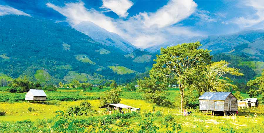 Một góc buôn Ma Giai (xã Đất Bằng, huyện Krông Pa). Ảnh: T.D Một góc buôn Ma Giai (xã Đất Bằng, huyện Krông Pa). Ảnh: T.D