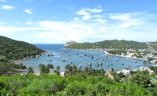 Phong cảnh vịnh Vĩnh Hy, Ninh Thuận. (Ảnh: Nguyễn Thành/TTXVN)  Phong cảnh vịnh Vĩnh Hy, Ninh Thuận. (Ảnh: Nguyễn Thành/TTXVN)