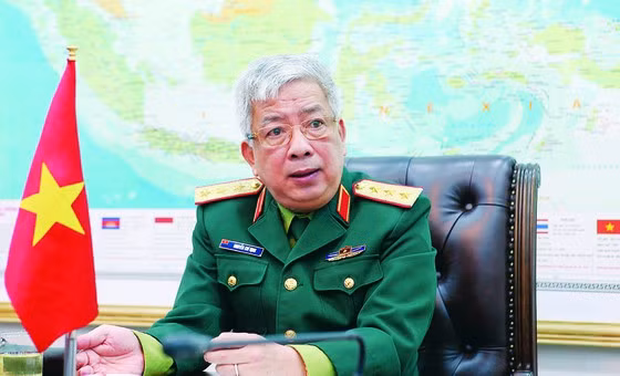 Thượng tướng NGUYỄN CHÍ VỊNH, Ủy viên Trung ương Đảng, Ủy viên Thường vụ Quân ủy Trung ương, Thứ trưởng Bộ Quốc phòng