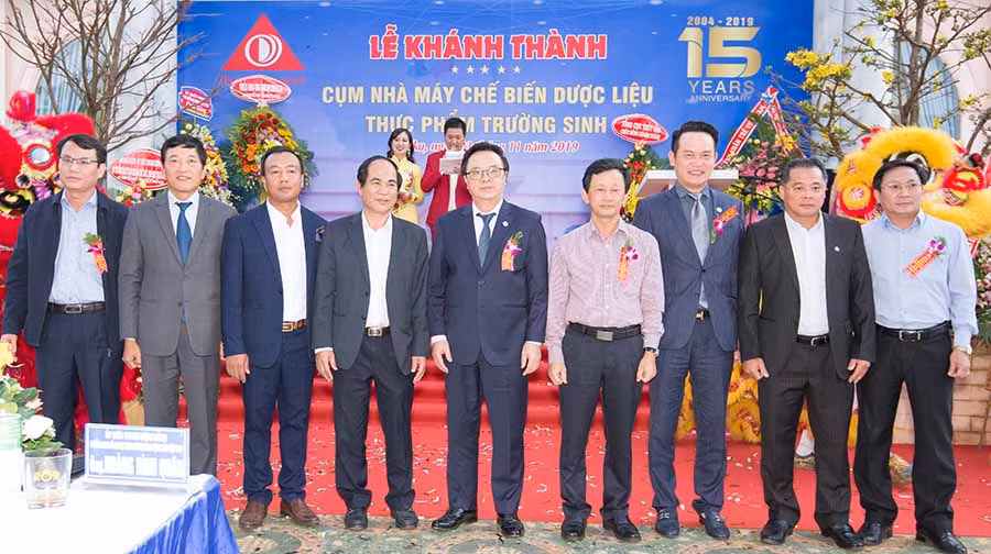  Lãnh đạo tỉnh tham dự lễ khánh thành cụm nhà máy tại Khu Công nghiệp Trà Đa (TP. Pleiku).