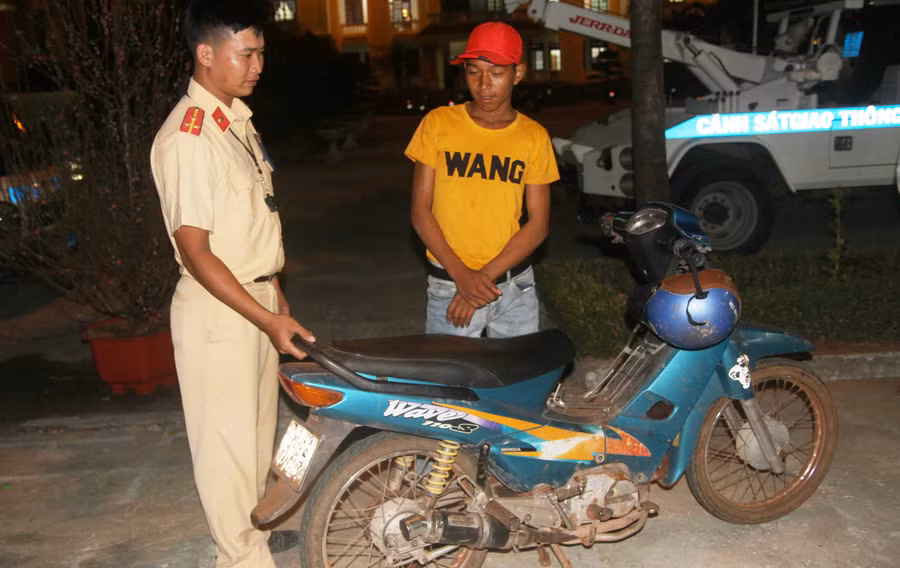 Nhiều phương tiện độ chế pô đã bị xử lý. Ảnh: Văn Ngọc