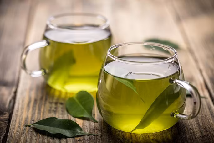 Vài tách trà xanh mỗi tuần sẽ giúp bạn ngăn được nguy cơ đột tử do các vấn đề tim mạch - ảnh minh họa từ Internet Vài tách trà xanh mỗi tuần sẽ giúp bạn ngăn được nguy cơ đột tử do các vấn đề tim mạch - ảnh minh họa từ Internet