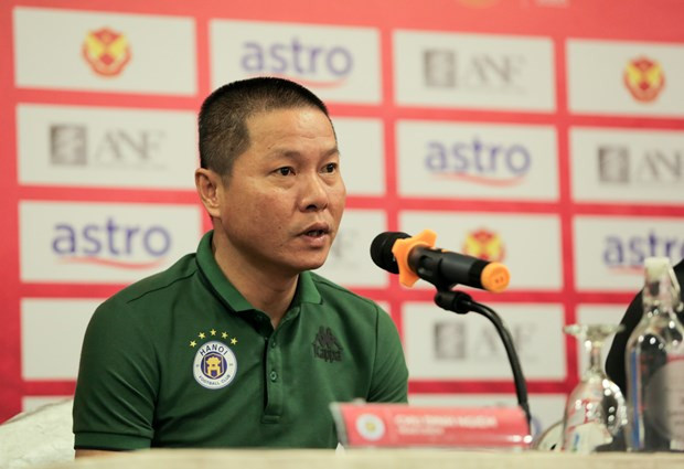 HLV Chu Đình Nghiêm phát biểu trước trận ra quân của Hà Nội FC.