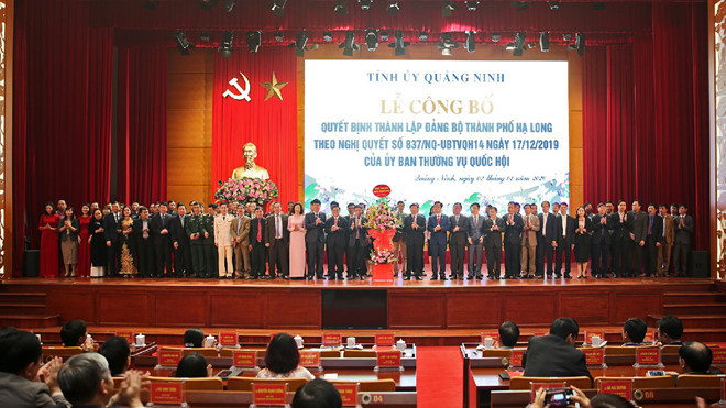 Ban Chấp hành Đảng bộ thành phố Hạ Long có tới 79 người- Ảnh Hùng Sơn