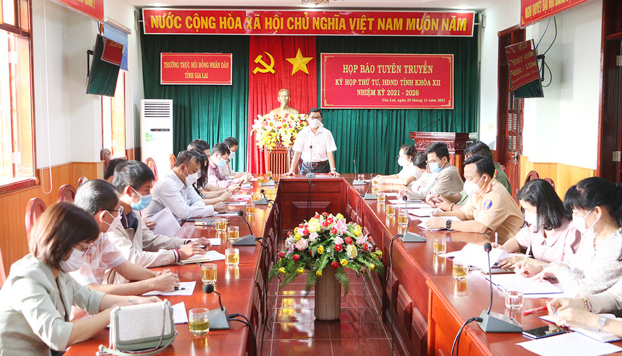 Quang cảnh kỳ họp. Ảnh: Quang Tấn