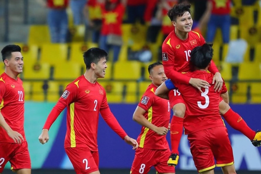 Đội tuyển Việt Nam trông chờ vào sự tỏa sáng của Quang Hải. Ảnh: VFF