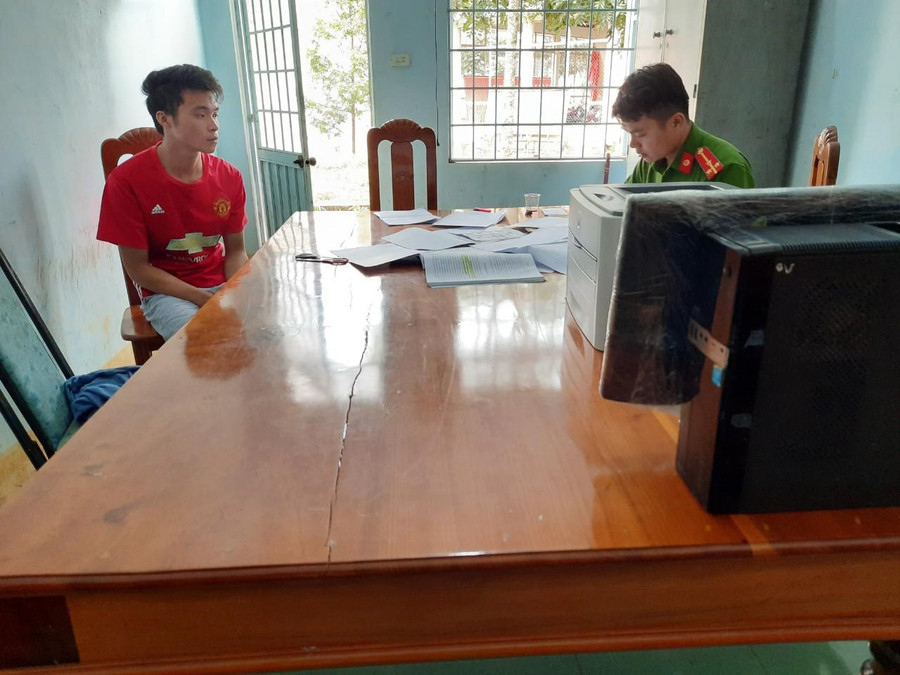 Lý Văn Nguyên tại cơ quan điều tra - Ảnh: Thiên ân