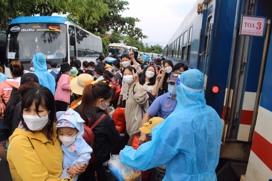 Chuyến tàu chuyên biệt đã đưa người dân về tới Quảng Bình