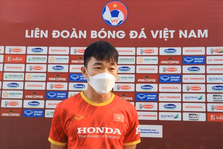 Xuân Trường muốn tập trung tối đa cho 2 trận đấu trong tháng 11. Ảnh: VFF