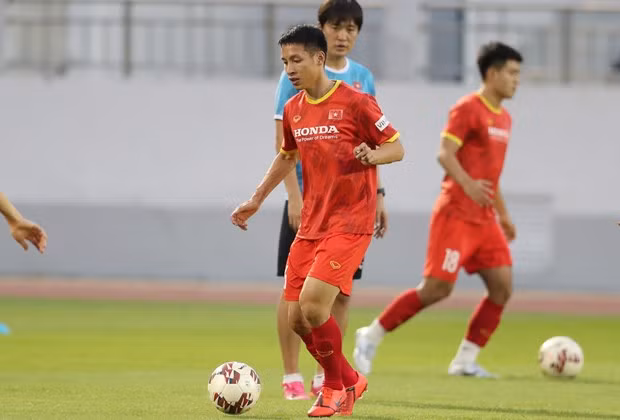 Hùng Dũng dự AFF Cup 2020 ngay khi vừa trở lại sau chấn thương. Ảnh: VFF