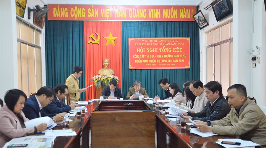 Khối thi đua các cơ quan Đảng tỉnh Gia Lai tổng kết công tác thi đua-khen thưởng năm 2020. Ảnh: Phương Linh Khối thi đua các cơ quan Đảng tỉnh Gia Lai tổng kết công tác thi đua-khen thưởng năm 2020. Ảnh: Phương Linh