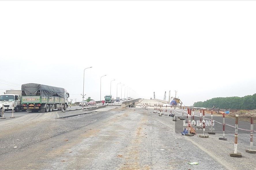 Dự án thành phần cao tốc Bắc - Nam, đoạn Cao Bồ - Mai Sơn là một trong những dự án trọng điểm quốc gia, được Bộ Giao thông vận tải (GTVT) giao cho Sở GTVT tỉnh Ninh Bình làm chủ đầu tư. Ảnh: NT