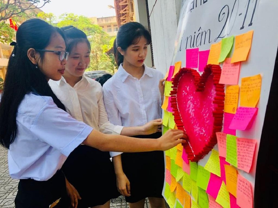  Kỷ niệm ngày Nhà giáo Việt Nam. Ảnh: H.A