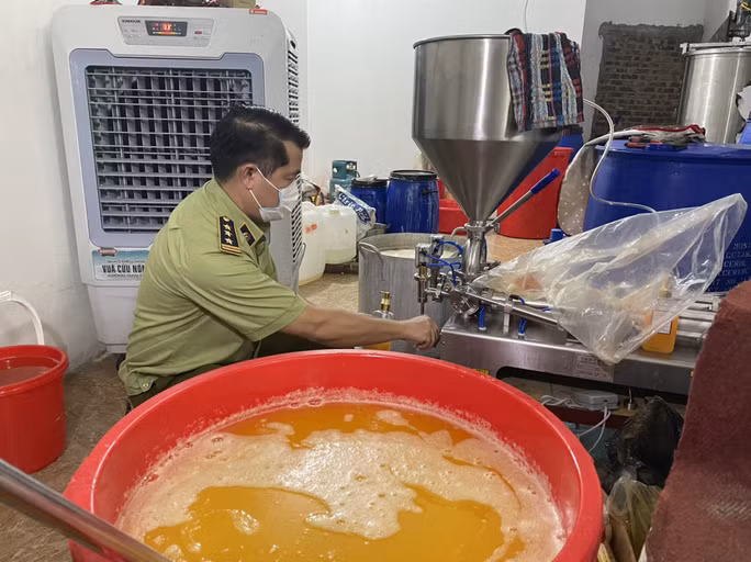  Sản xuất mỹ phẩm theo kiểu thủ công