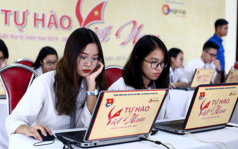 Cần tạo ra nhiều sân chơi bổ ích trên không gian mạng để thu hút đoàn viên, thanh thiếu niên. Ảnh: Trung ương Đoàn Cần tạo ra nhiều sân chơi bổ ích trên không gian mạng để thu hút đoàn viên, thanh thiếu niên. Ảnh: TRUNG ƯƠNG ĐOÀN