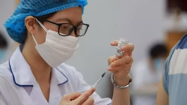 Các tỉnh, thành phố khu vực miền Tây đẩy nhanh tốc độ tiêm vaccine phòng COVID-19