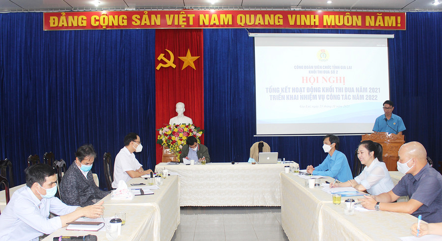 Quang cảnh hội nghị tổng kết hoạt động của Khối thi đua số 2 Công đoàn Viên chức tỉnh. Ảnh Thủy Bình 