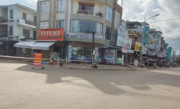 Phong tỏa chợ thị trấn Quảng Phú và một số tuyến đường