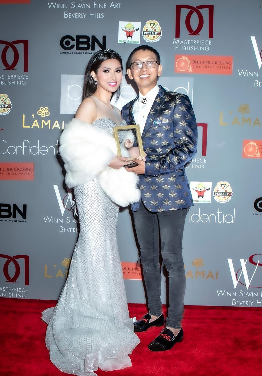 Nguyễn Hồng Nhung và đạo diễn Huỳnh Tuấn Anh tham dự Liên hoan phim Thế giới châu Á tại Mỹ. Ảnh: NVCC