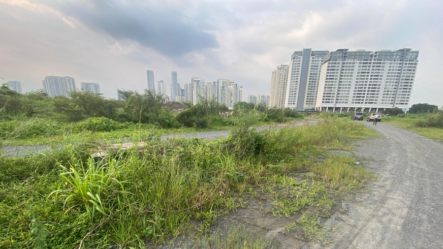 Các dự án bất động sản hiện nay mất rất nhiều thời gian vẫn chưa thể đóng tiền sử dụng đất. Ảnh: Đình Sơn