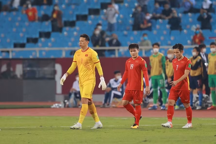 Thủ thành Bùi Tấn Trường nhận nhiều chỉ trích sau nhưng ồn ào trên mang xã hội. Ảnh: Minh Anh