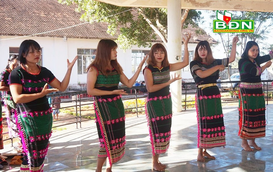 Văn hóa truyền thống của các dân tộc cần được phát huy trong phát triển du lịch. (Ảnh chụp trước ngày 27/4/2021)