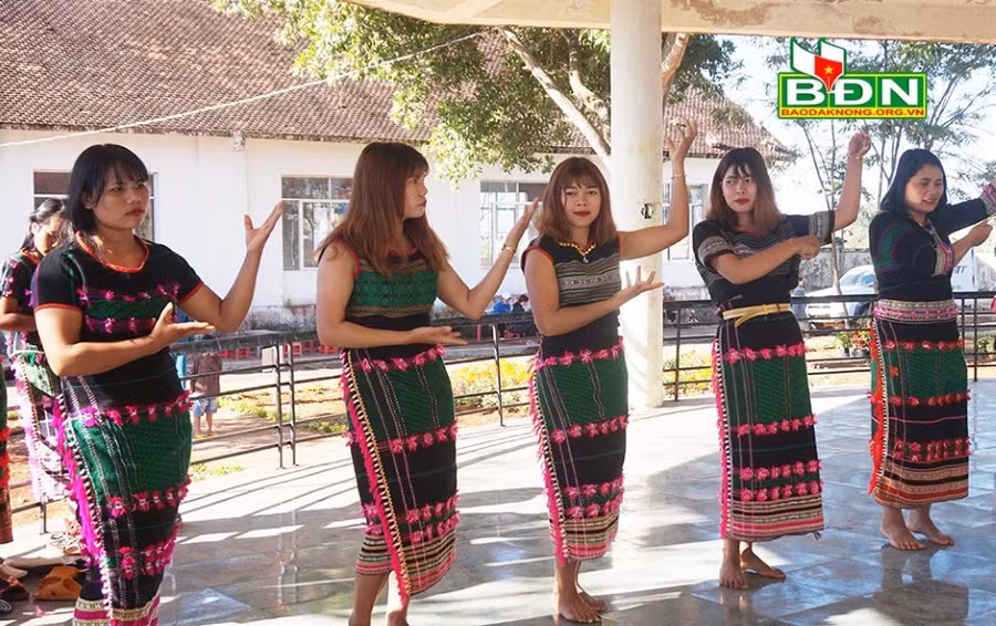 Văn hóa truyền thống của các dân tộc cần được phát huy trong phát triển du lịch. (Ảnh chụp trước ngày 27/4/2021)