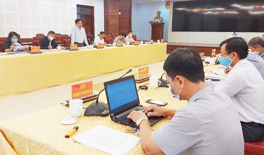 Quang cảnh buổi làm việc. Ảnh: Thiên Di Quang cảnh buổi làm việc. Ảnh: Thiên Di