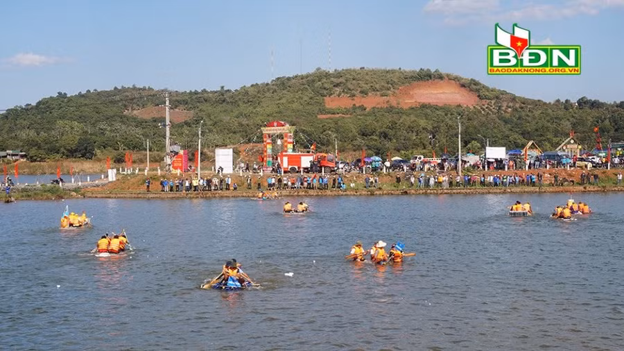 Đắk Nông có nhiều hồ, suối có thể khai thác phát triển du lịch