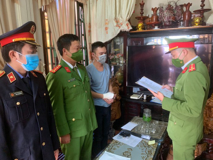 Cơ quan Cảnh sát điều tra Công an tỉnh Quảng Bình thông báo lệnh bắt tạm giam Phạm Duy Khánh về hành vi lừa đảo chiếm đoạt tài sản Cơ quan Cảnh sát điều tra Công an tỉnh Quảng Bình thông báo lệnh bắt tạm giam Phạm Duy Khánh về hành vi lừa đảo chiếm đoạt tài sản