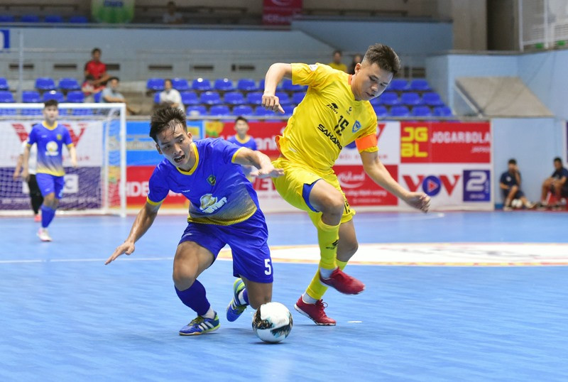 Giải futsal VĐQG 2021 trở lại trong điều kiện tuân thủ các biện pháp phòng dịch. Ảnh: VFF
