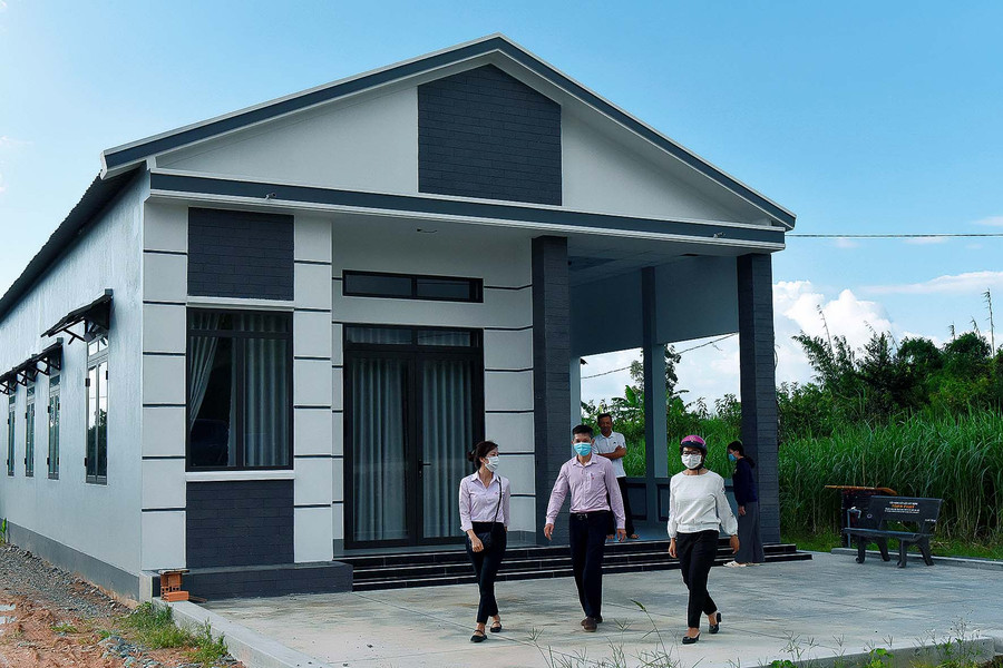 2.Nhờ có vốn chính sách, nhiều hộ nghèo trên địa bàn thị xã An Khê được tiếp cận nguồn vốn vay ưu đãi để phát triển kinh tế, vươn lên thoát nghèo.