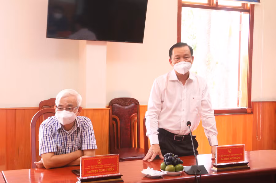 Chủ tịch HĐND tỉnh Bình Dương Phạm Văn Chánh trân quý những tình cảm mà Đảng bộ, chính quyền và Nhân dân Gia Lai đã giúp đỡ Bình Dương trong công tác chống dịch thời gian qua.JPG