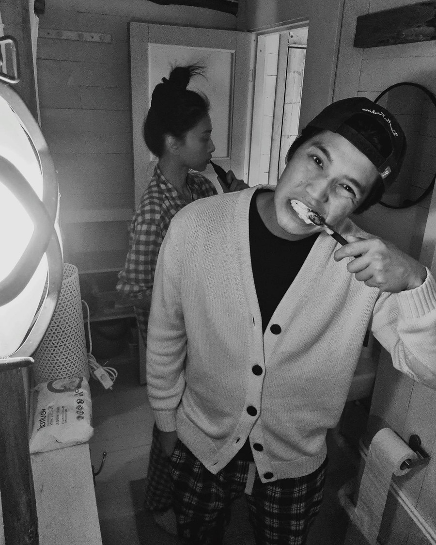 Cặp đôi hạnh phúc bên nhau như vợ chồng son. Ảnh: FBNV