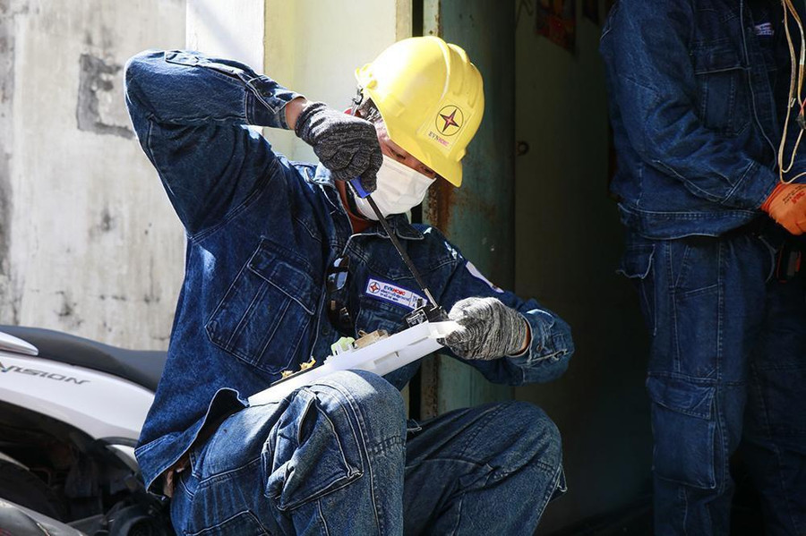 EVN và các tổng công ty điện lực cảnh báo đến khách hàng sử dụng điện cần nêu cao tinh thần cảnh giác lừa đảo. Ảnh: EVNHCMC