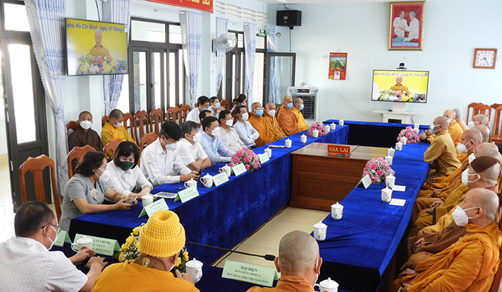 Quang cảnh Đại lễ kỷ niệm 40 năm thành lập Giáo hội Phật giáo Việt Nam tại đầu cầu Gia Lai. Ảnh: Thanh Nhật Quang cảnh Đại lễ kỷ niệm 40 năm thành lập Giáo hội Phật giáo Việt Nam tại đầu cầu Gia Lai