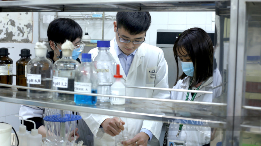 Tiến Anh cho biết sẽ tiếp tục theo con đường làm nghiên cứu về ung thư. Ảnh: NVCC Tiến Anh cho biết sẽ tiếp tục theo con đường làm nghiên cứu về ung thư. Ảnh: NVCC