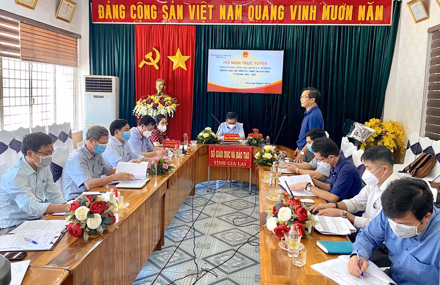 Quang cảnh hội nghị tại điểm cầu Sở GD-ĐT. Ảnh: Mộc Trà