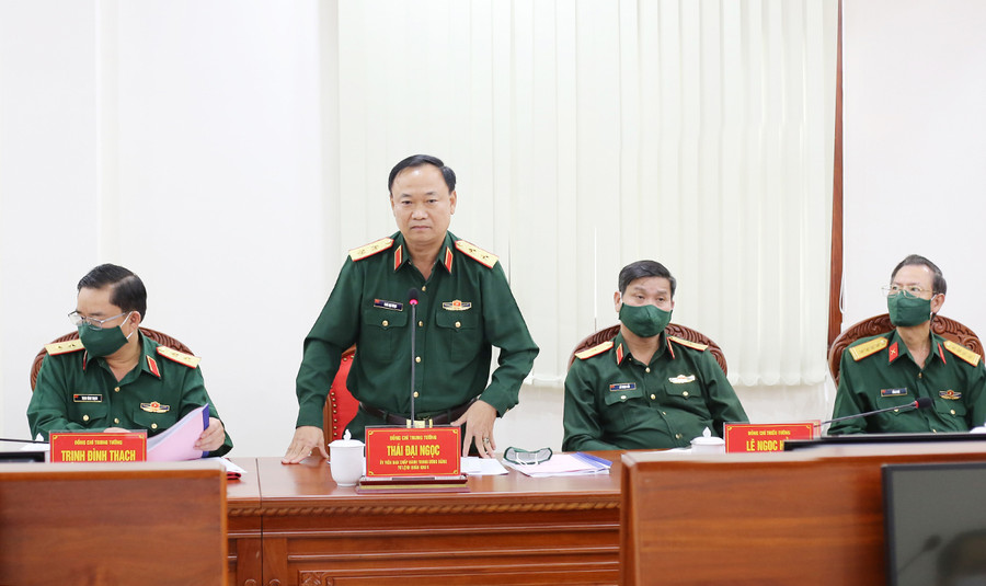 Trung tướng Thái Đại Ngọc-Ủy viên Ban Chấp hành Trung ương Đảng, Tư lệnh Quân khu 5 phát biểu tại buổi làm việc. Ảnh: Đăng Vũ Trung tướng Thái Đại Ngọc - Ủy viên Ban Chấp hành Trung ương Đảng, Tư Lệnh Quân khu 5 phát biểu tại buổi làm việc. Ảnh: P.V
