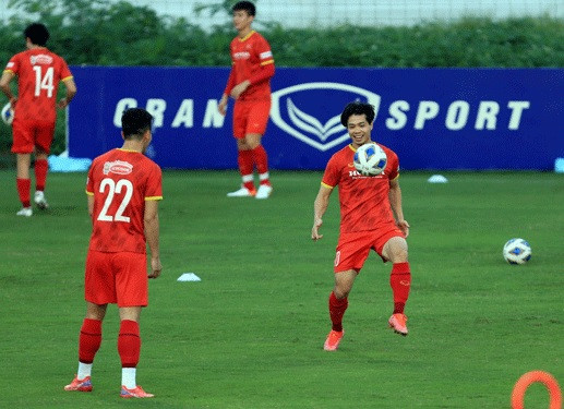 Công Phượng được kỳ vọng sẽ giúp hàng công tuyển Việt Nam gây khó khăn cho Nhật Bản. Ảnh: VFF