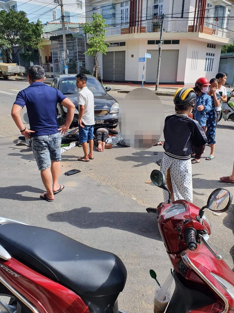 Hiện trường xảy ra vụ tai nạn. Ảnh: Thiên Ân Hiện trường xảy ra vụ tai nạn. Ảnh: Thiên Ân