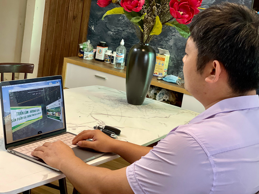  Xúc tiến thương mại trên nền tảng số đã giúp các doanh nghiệp tiếp cận được nhiều khách hàng tiềm năng. Ảnh: Vũ Thảo