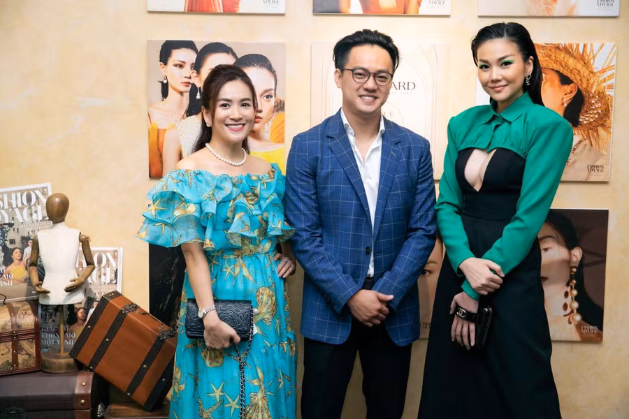 Thanh Hằng hội ngộ doanh nhân Anh Thơ và nhạc trưởng Trần Nhật Minh tại sự kiện. Ảnh: Kiếng cận team