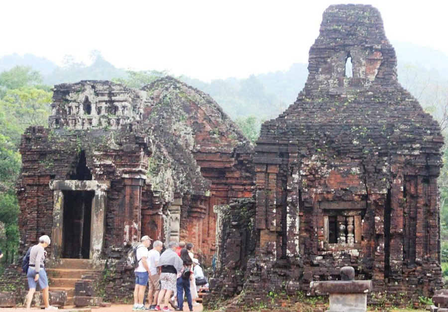 Khu đền tháp Mỹ Sơn sẽ giàm 50% giá vé cho khách du lịch đến tham quan. Ảnh: Mạnh Cường Khu đền tháp Mỹ Sơn sẽ giàm 50% giá vé cho khách du lịch đến tham quan.